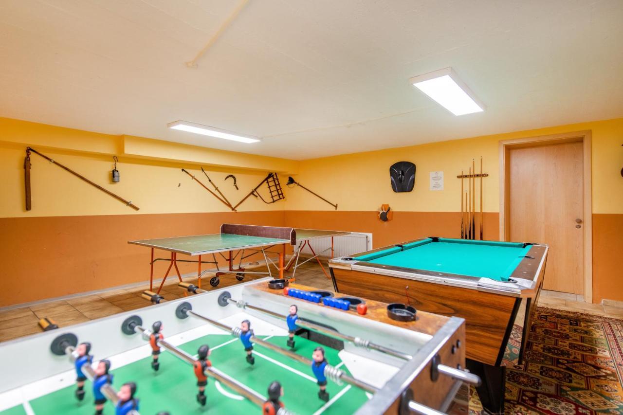 Waldesblick, Hotel-Restaurant Lahr  エクステリア 写真