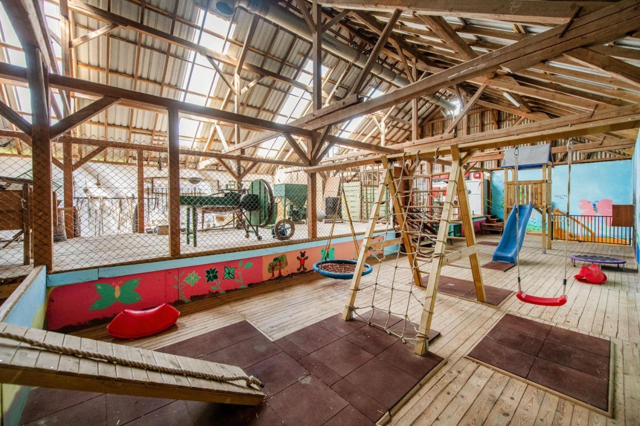 Waldesblick, Hotel-Restaurant Lahr  エクステリア 写真