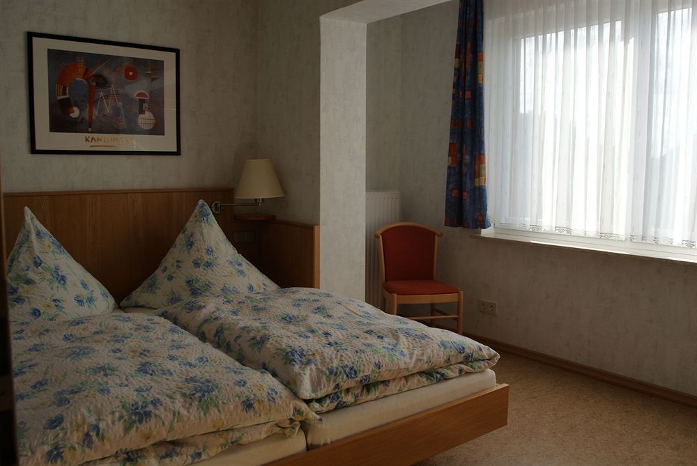 Waldesblick, Hotel-Restaurant Lahr  エクステリア 写真